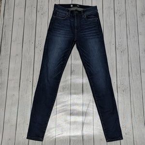 Kut from the Cloth  Mia High Rise Skinny